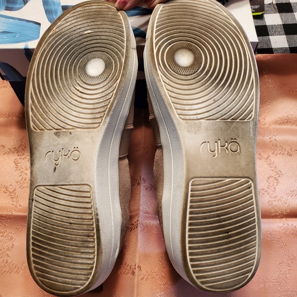 Cloudsteppers shoes - Picture 6 of 6